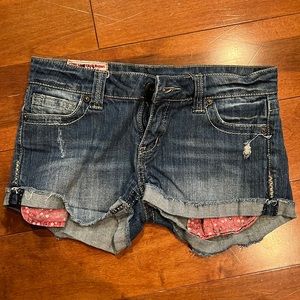 Shorts 1st size 5